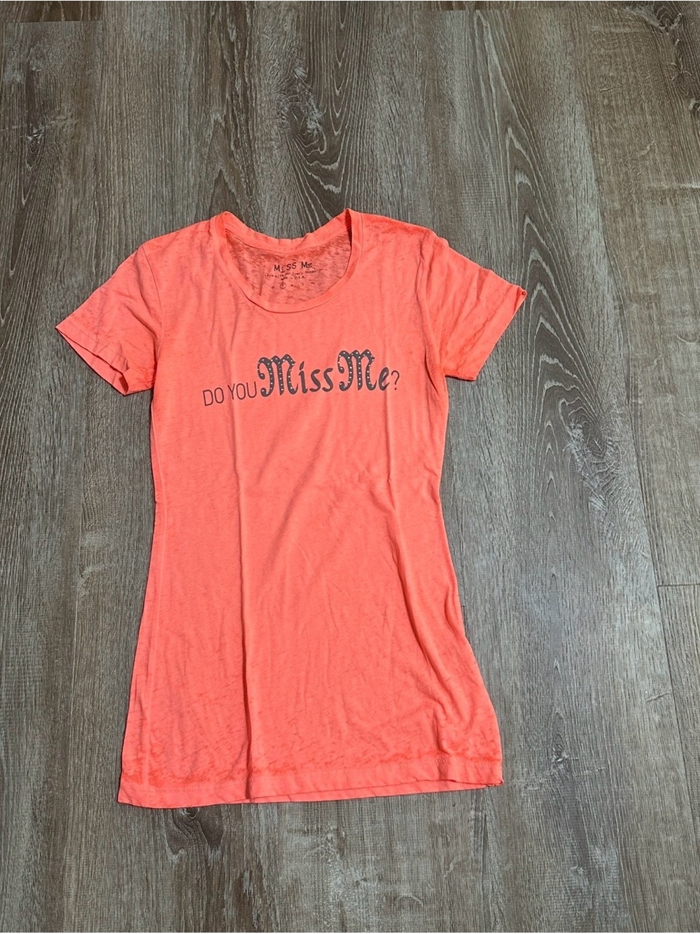 Miss Me Coral Short Sleeve Graphic Tee